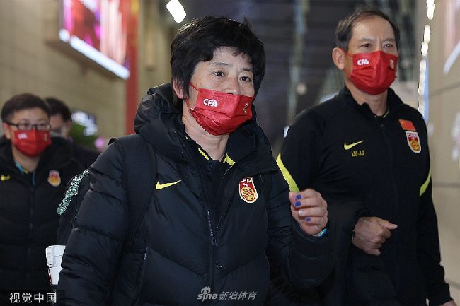女朋友太骚了每次进去都觉得很爽